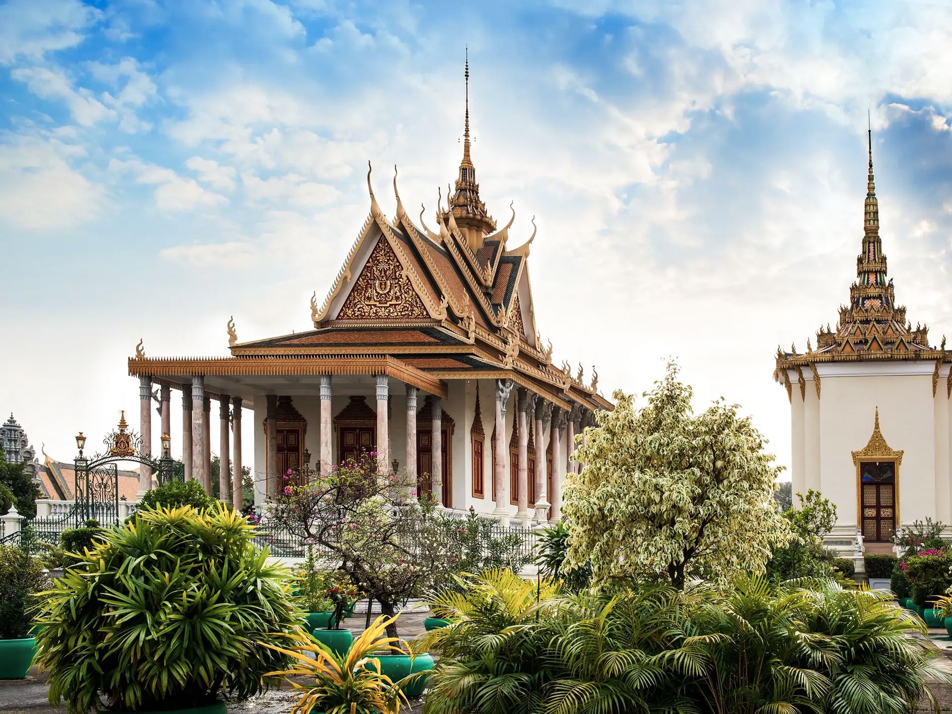 CAMBODGE BATTAMBANG WAT BO VIL TEMPLE